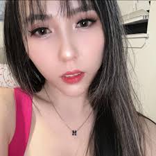 Sao cái nết tao quá trời quá đất, quan tâm t quá t cũng k thích, lo cho t  quả cũng không thích, gặp đứa lạnh nhạt quá t cũng k ưa,