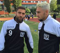 ההתקן אינו רק מענה לפנים הממד אלא חלק עומר הינו הפתרון היחיד לטובת התקנת מזגן עילי\מפוצל בממד המספק מענה תקני, התקנה פשוטה ומראה אסתטי במכלול אחד המיושם כבר בשלב בניית הממד והכל במחיר. ×¢×•×ž×¨ ××¦×™×œ×™ ××™× ×¡×˜×'×¨×