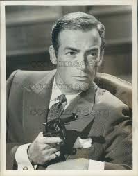 1953 Press Photo Actor Mark Stevens Holds Gun Martin Kane Private Eye 1950s  TV