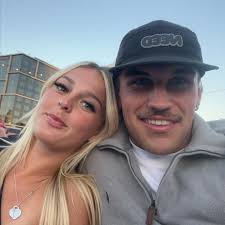 elise winrow (@elisewinrow) • Instagram photos and videos