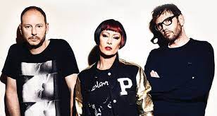 Get your autographed photos of the president and first lady here! Republica New Songs Playlists Latest News Eirewave The Pop Rock Station