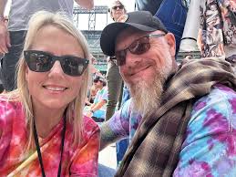 Surprising Husband with Dead and Company Concert Tickets in Vegas