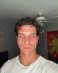 Luke Barrow (@lukecbarrow) • Instagram photos and videos