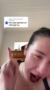 Replying to @Elissa Brooks #greenscreen