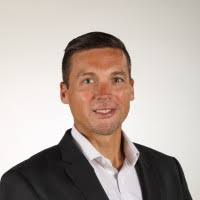 2700+ "Ádám" profiles