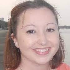 Karen Lorentz's Instagram, Twitter & Facebook