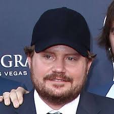 Randy Rogers bandmembers wed in Hawaii