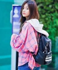 Tzuyu S 19th Birthday June 14th Outfits Coreanos Moda Kawaii Moda