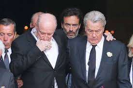She was an actress, known for ajojahti (1967), ils appellent ça un accident (1982) and frantic (1988). El Turbio Pasado De Alain Delon Y La Desgracia Que Se Cebo Con El Chic