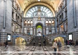 Wir haben eine liste der am häufigsten gestellten fragen unserer nutzer zusammengestellt, wie zum. Emotionale Momente Bahnhof Antwerpen Ansichten Kalendererfolg