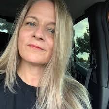 Nadia Noel's Instagram, Twitter & Facebook