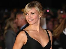 Her father's family is cuban, and diaz's ancestors had originally moved from spain to cuba. Why Cameron Diaz Retired From Hollywood