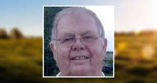 Byron Holt's Instagram, Twitter & Facebook