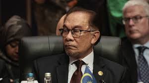 Depreciating ringgit creating political problems for Malaysian government :  r/malaysia