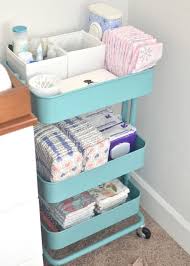 Transformez Une Desserte De Cuisine Sur Roulettes En Station A Langer Facile A Deplacer Pour La Chambre De B Rangement Chambre Bebe Chambre Bebe Chambre Enfant