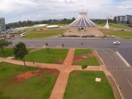 L'urbaniste lucio costa et l'architecte oscar niemeyer ont voulu que. Video What Remains Of The Utopia Of Brasilia Revisited