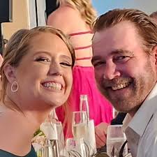 Does anyone know if the companies at Amazon tests for marijuana in the drug  test and if that disqualifies you? I saw Amazon doesn't test for it anymore  but this is riman