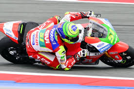 Mo saffari onlyfans - Her captivating beauty up close!