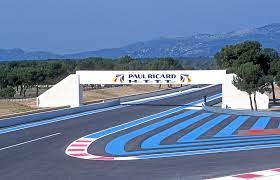 Dois hotéis e o aeroporto, localizado. Gp Franca F1 O Novo Circuito De Paul Ricard Autosport