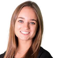 Sarah Acheson's Instagram, Twitter & Facebook