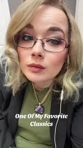 Acacia Scott's Instagram, Twitter & Facebook