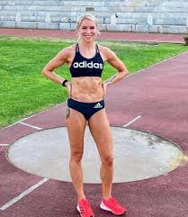 Annimari korte, l'athlète allergique a presque toute la nourriture. Annimari Korte Hottestfemaleathletes
