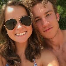 Lynn Swanger's Instagram, Twitter & Facebook