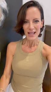 Feeling low energy? Chances are you could need an added boost of hydration!  , Sharing with you all something I do that really works., Sarah 🙌🥰,  #energy #nutrition #healthylifestyle #nutritionist ...