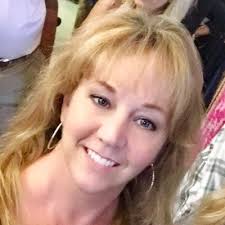 Heidi Beeler's Instagram, Twitter & Facebook