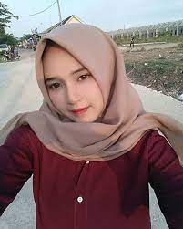 Gambar Mungkin Berisi 1 Orang Selfie Luar Ruangan Dan Dekat Wanita Gadis Gadis Cantik
