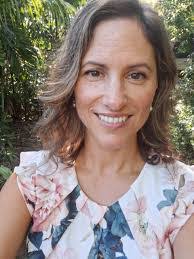 Jennifer Thornley's Instagram, Twitter & Facebook