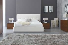 The floor which is made of many vinyls is the awesome one! What Is The Best Flooring For Dogs And Other Rambunctious House Pets