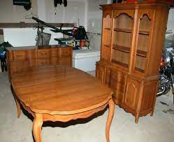 The grandmas keepsakes antique oak bedroom set designed by vaughan bassett furniture has an inherently country feel to it. 1962 63 Bassett Versailles Dining Room Set Antique Appraisal Instappraisal Bassett Furniture Dining Bassett Furniture Dining Room Set