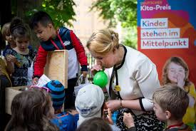 In der ersten beratung betonte familienministerin franziska giffey auch die intensive vorbereitung des gesetzes. Familienministerin Franziska Giffey Kinderrechte Ins Grundgesetz