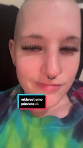 if you need me the next few weeks, this is where i’ll be 😌 #midwestemo  #poppunk #shavedhead #baldwomen #emo