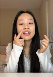 Effective Retinal Eye Cream for Forehead Lines