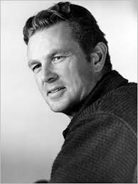 O pistoleiro rick martin (sterling hayden) retorna para sua cidade natal para saber o que aconteceu com sua mãe e informar de. Sterling Hayden Author Of Wanderer