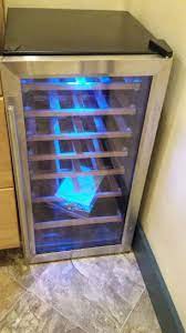 Treadmill, vissani wine cooler, lamps, lp vinyl records, binoculars, lanterns, popular prints and more! Vissani 17 Inch 28 Bottle Wine Cooler In Stainless Steel Wine Bottle Chillers Co Food Service Equipment Supplies
