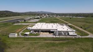 1 Cliff Garrett Dr Anniston, AL 36203