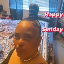 What stores were at the Mid Valley Mall when it opened?