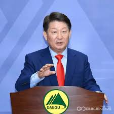 '이면 세계'의 '게임'을 이겨내는 자에게 주어지는 '성배', 그것을 사용하면 잃어버렸던 가족과 재회할 수 있다고 하는데… 한국이 세계 격투기의 중심이 된 세상. ê¶Œì˜ì§„ ëŒ€êµ¬ê´'ì—­ì‹œìž¥ 113ë²ˆì§¸ ì„¸ê³„ ì—¬ì„±ì˜ ë‚ ì„ ì¶•í•˜í•©ë‹ˆë‹¤ ì‚¬íšŒ ëŒ€êµ¬ ì „êµ­ ê¸°ì‚¬ë³¸ë¬¸ êµ­ì œë‰´ìŠ¤
