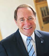 MAGAZINE UNIVERSITY OF