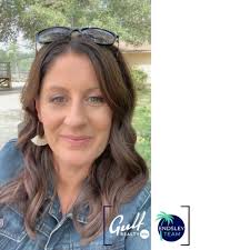 Repost from @julie_realtor_emeraldcoast How do you get those all important  FIVE star reviews??? 🌟🌟🌟🌟🌟??? I've interviewed seasoned owners,  property managers, & Cleaning Crews, and read HUNDREDS of ...