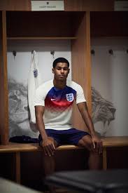 Find a match shirt on gumtree, the #1 site for stuff for sale classifieds ads in the uk. The England 2018 World Cup Pre Match Shirt Boasts A Spectacular Design Futebol Camiseta Camisa