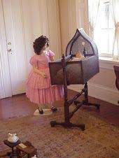 83 Caned Baby Cradle At The Costume Museum In Magnolia Hall Natchez Mississippi With Images Baby Cradle Natchez