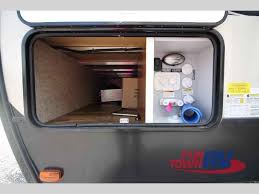 With the prime time lacrosse travel trailer, luxury and value are no longer contradictory because they have been combined into one excellent rv! 2018 New Prime Time Rv Lacrosse 339bhd Travel Trailer In Texas Tx