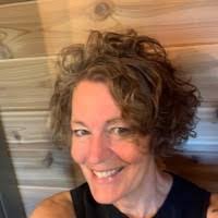 Debbie Lundquist's Instagram, Twitter & Facebook