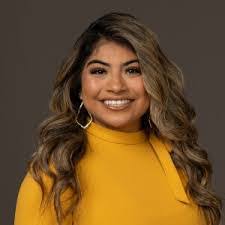 Thalia Walker's Instagram, Twitter & Facebook