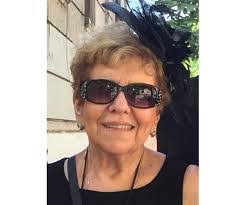 Rosalie Bryant's Instagram, Twitter & Facebook