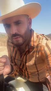 #Saludos, #LasManosDeUnRanchero